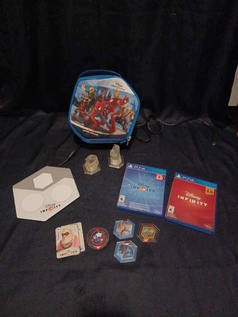 Disney Infinity 2.0 + 3.0  PS4 Game, 1 Portal, Game Pieces w/ Case - Bundle NEW